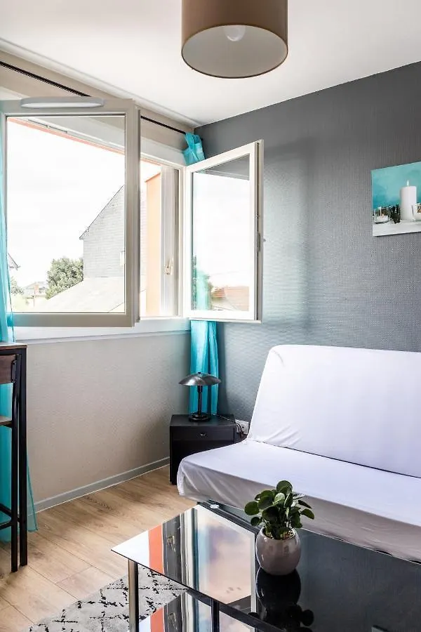 Appartement Le Debussy - studio - WIFI FIBRE- centre ville- parking Tarbes